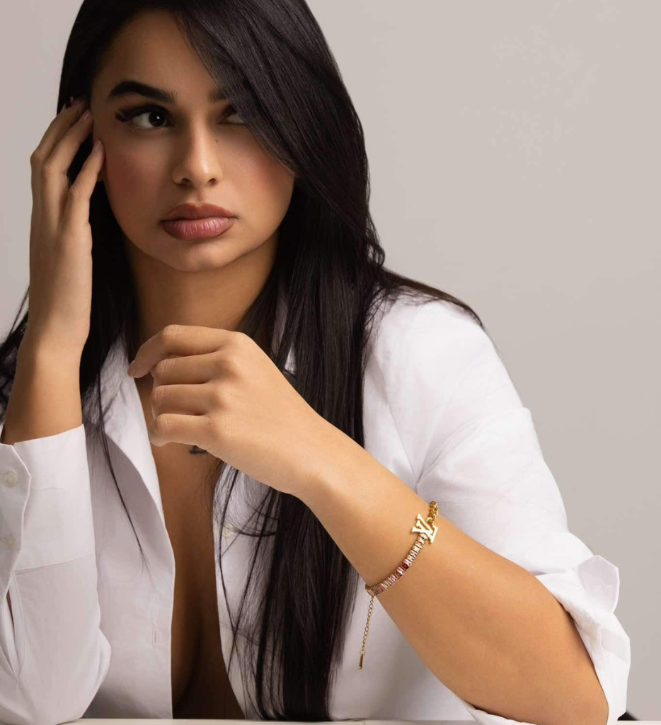 Culture of <br/>
Bracelets Design